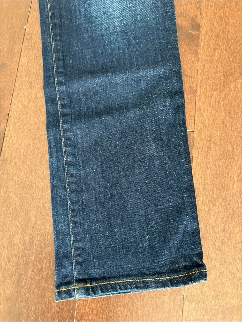 Lucky Brand Women's Dark Blue Straight Leg Jeans